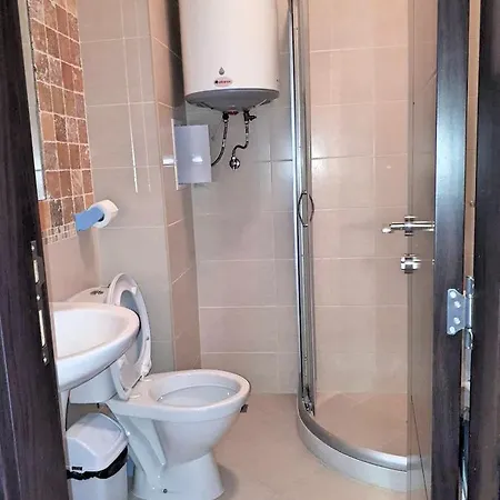 In Cascadas 6 Eh * Sluneční pobřeží